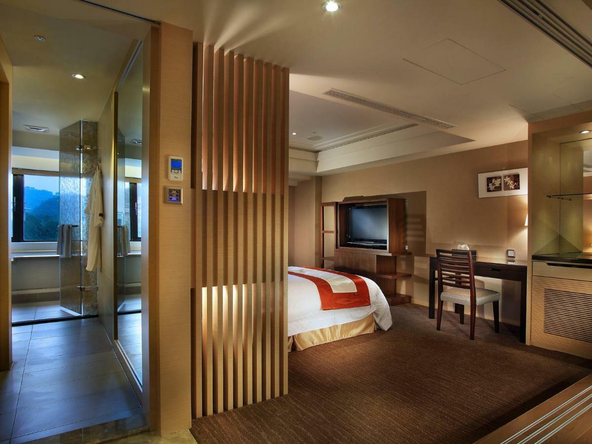 Sun Moon Lake Hotel Yuchi Eksteriør bilde